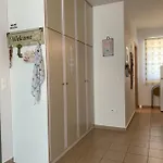 Apartament Efi's *
