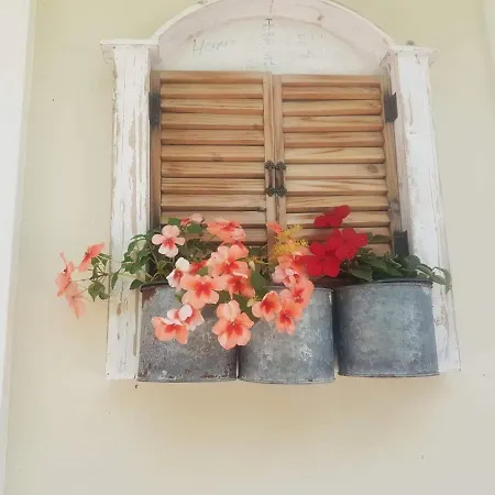 Efi's Апартаменты